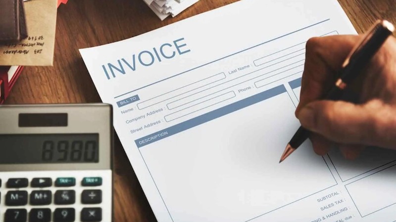 chung-tu-xuat-nhap-khau-invoice-la-gi-7