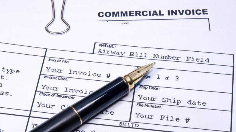 chung-tu-xuat-nhap-khau-invoice-la-gi-4