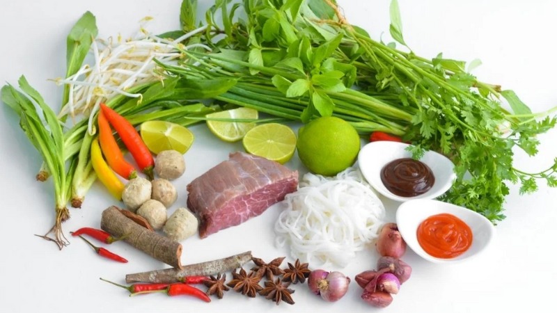cach-nau-bun-bo-Hue-2