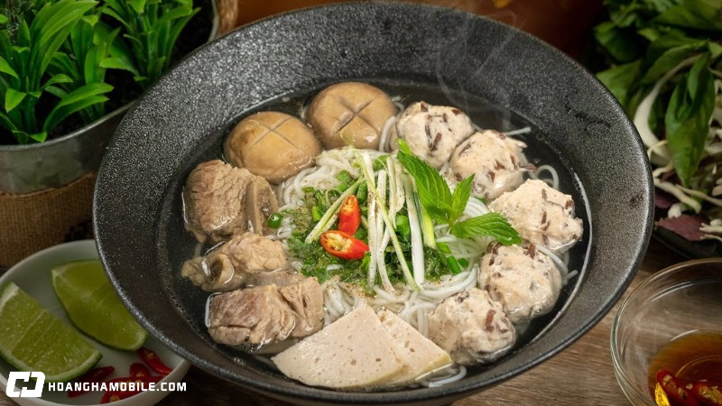 4-cach-nau-bun-moc-thom-ngon-tai-nha-nuoc-dung-ngot-thanh-hap-dan-3