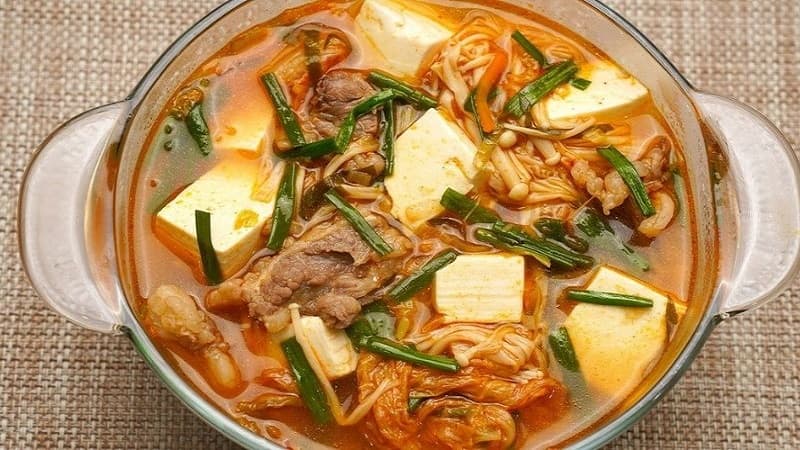 cach-nau-canh-kim-chi-8