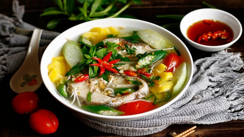 cach-nau-canh-chua-ca-loc-7