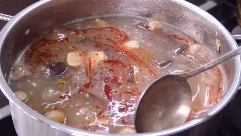 cach-nau-banh-canh-ghe-3