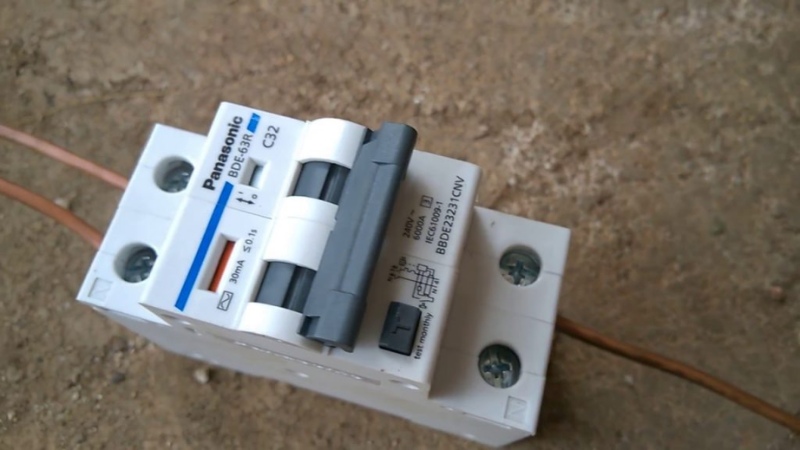 Aptomat-la-gi-4