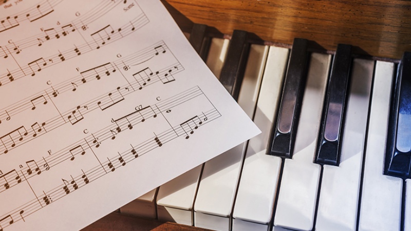 nghe-nhac-khong-loi-1