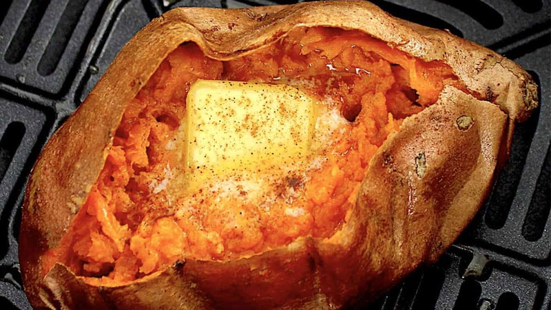 cach-nuong-khoai-lang-bang-noi-chien-khong-dau-2